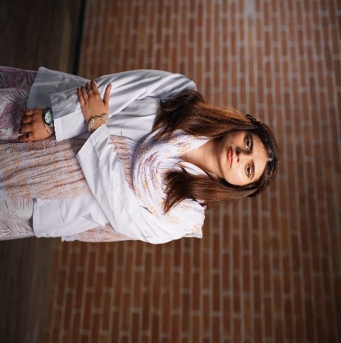 Dr. Aroosha Akbar PT